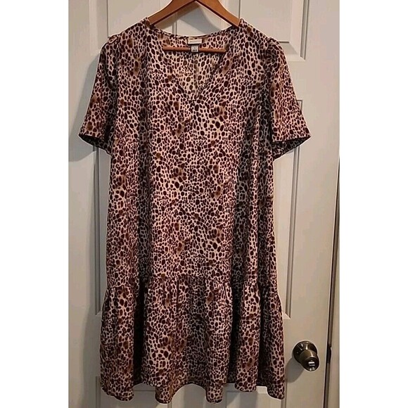 A New Day Animal Print Dress Large Midi V-Neck Pleated Flowy - Picture 7 of 8